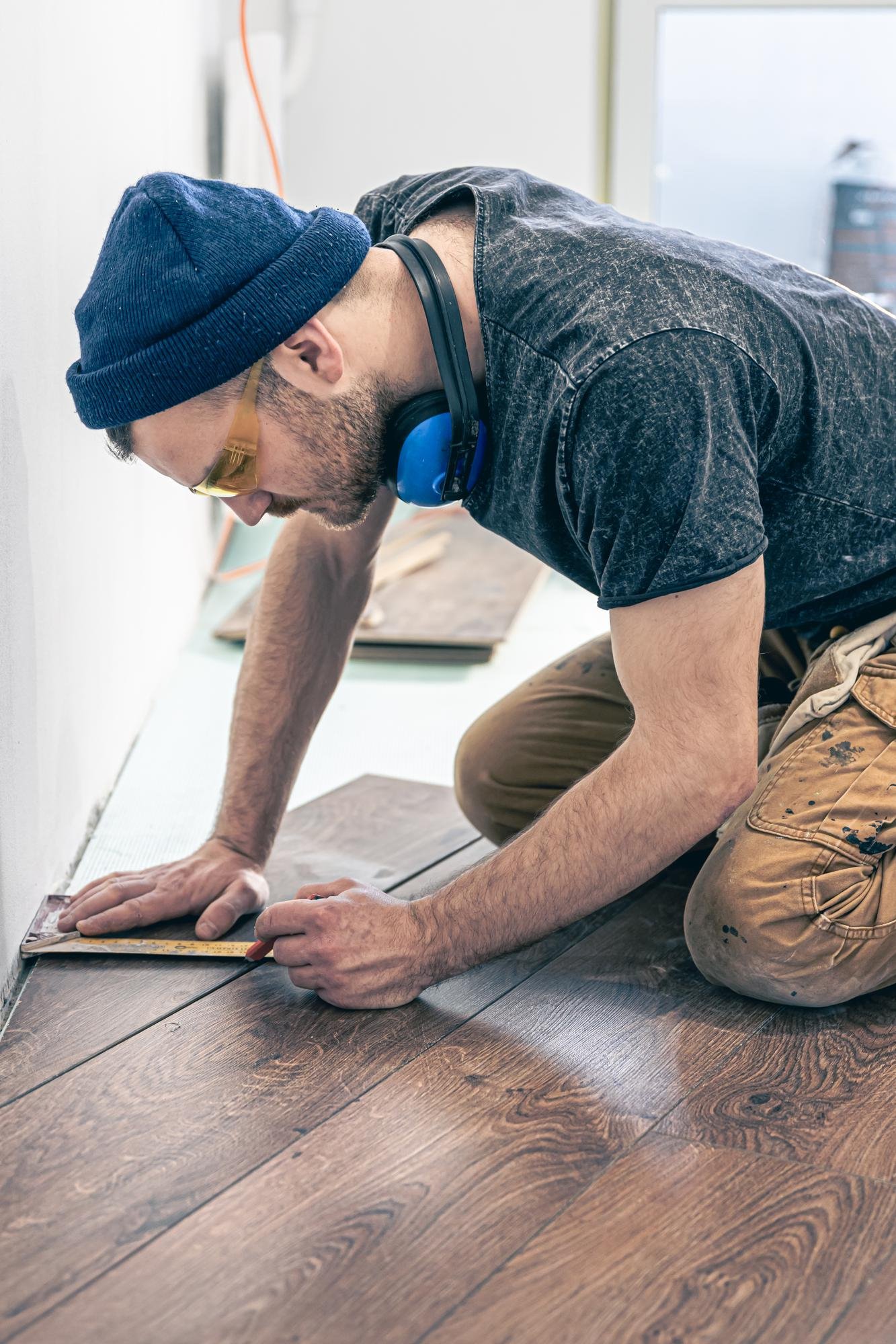 Laminate laying